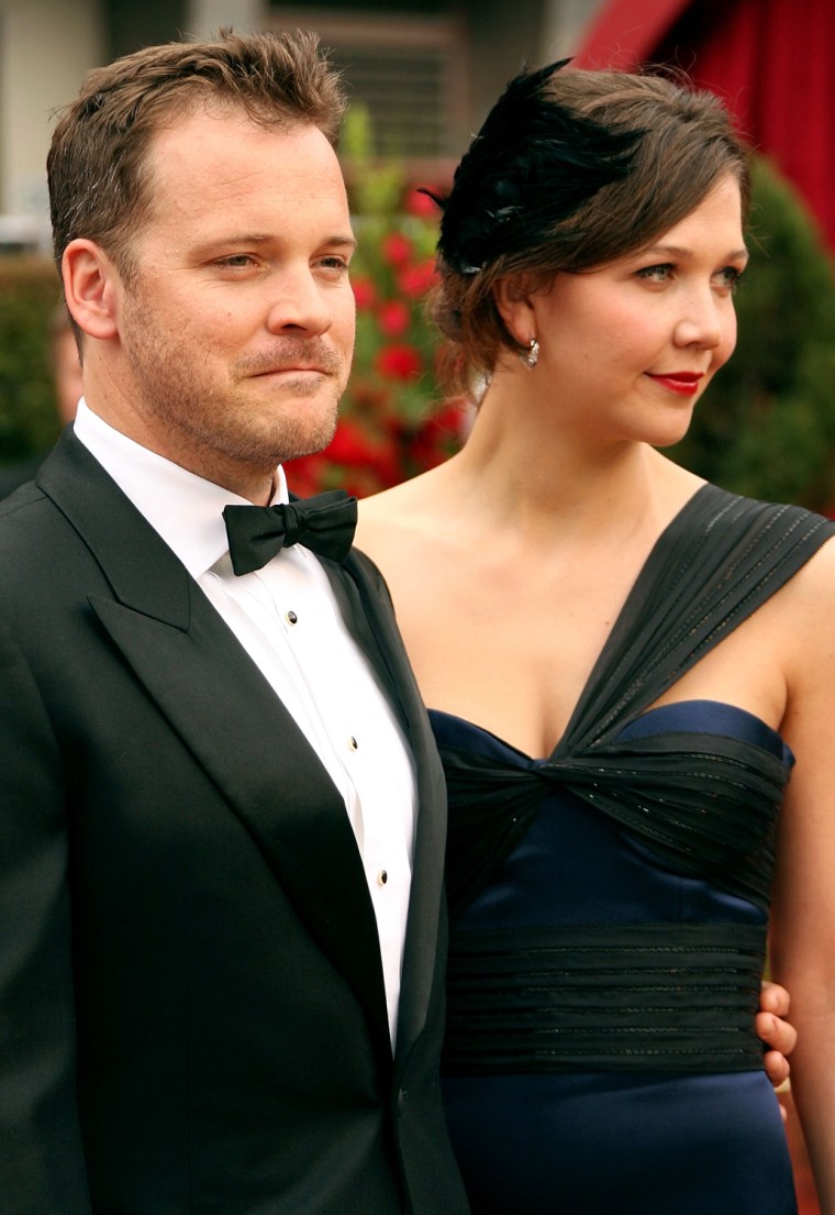 HOLLYWOOD - FEBRUARY 25:  Actor Peter Sarsgaard and wife Maggie Gyllenhaal attend the 79th Annual Academy Awards held at the Kodak Theatre on February 25, 2007 in Hollywood, California.  (Photo by Frazer Harrison/Getty Images) *** Local Caption *** Peter Sarsgaard;Maggie Gyllenhaal